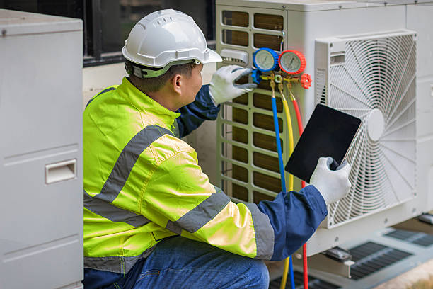 Professional Heat Pump Repair technician working in Suffolk, VA